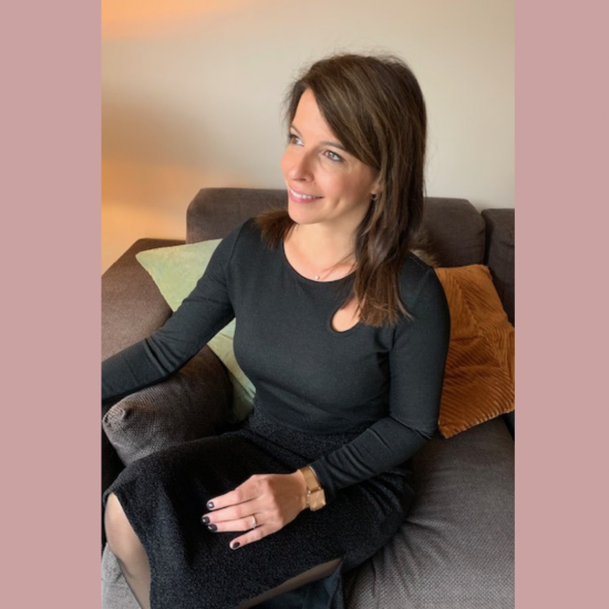 ISABEAU - LONGSLEEVE ZWART 